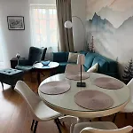 19 Delux- Blizej Zdroju *