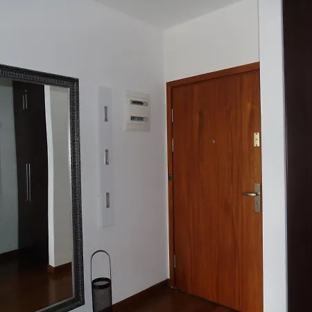 19 Delux- Blizej Zdroju *