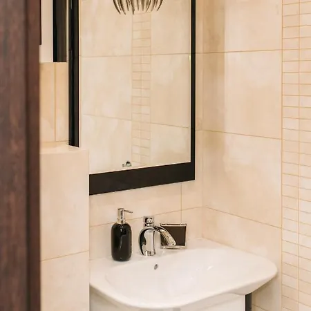 19 Delux- Blizej Zdroju