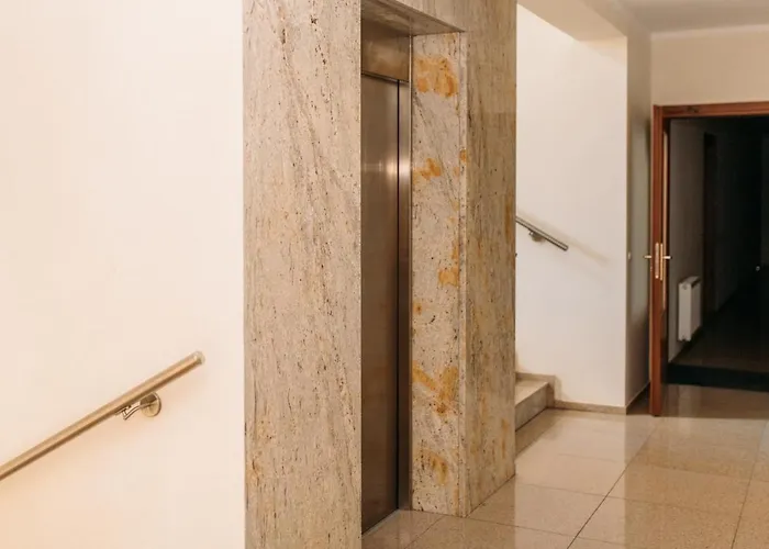 19 Delux- Blizej Zdroju