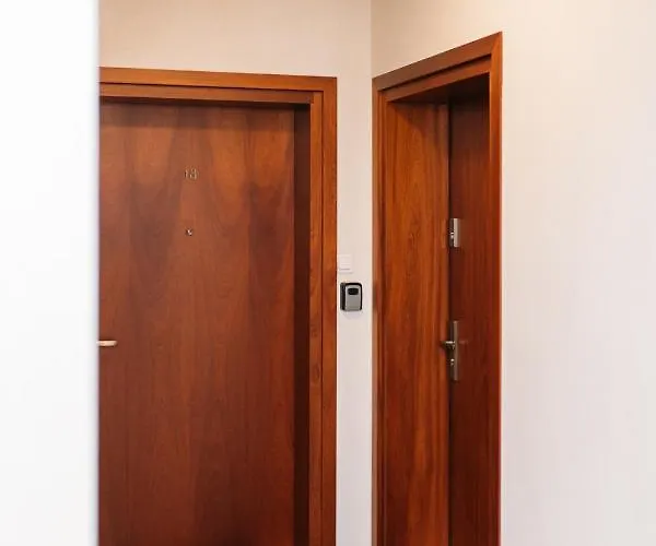 19 Delux- Blizej Zdroju Polanica-Zdroj